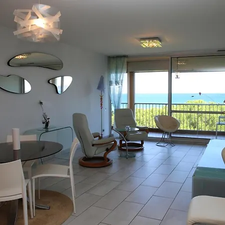 3 Pieces Avec Parking, Face A La - Fr-1-837-34 * Argelès-sur-Mer